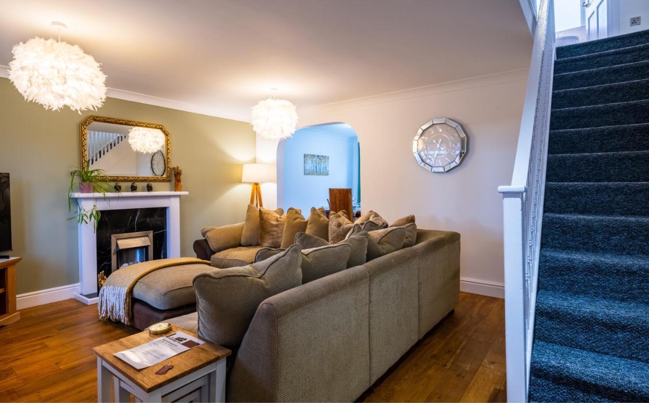 Beautiful House In South Cambridge, 14-Min Drive To The City Centre, Free Parking, No Sofabeds, Sleeps 6 Exteriér fotografie